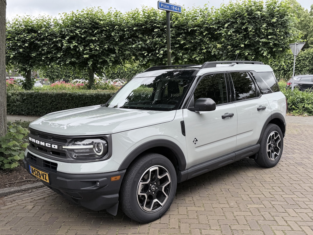 Ford Bronco - Sport AWD Big Bend Goat Origineel Nederlands geleverd - AutoWereld.nl