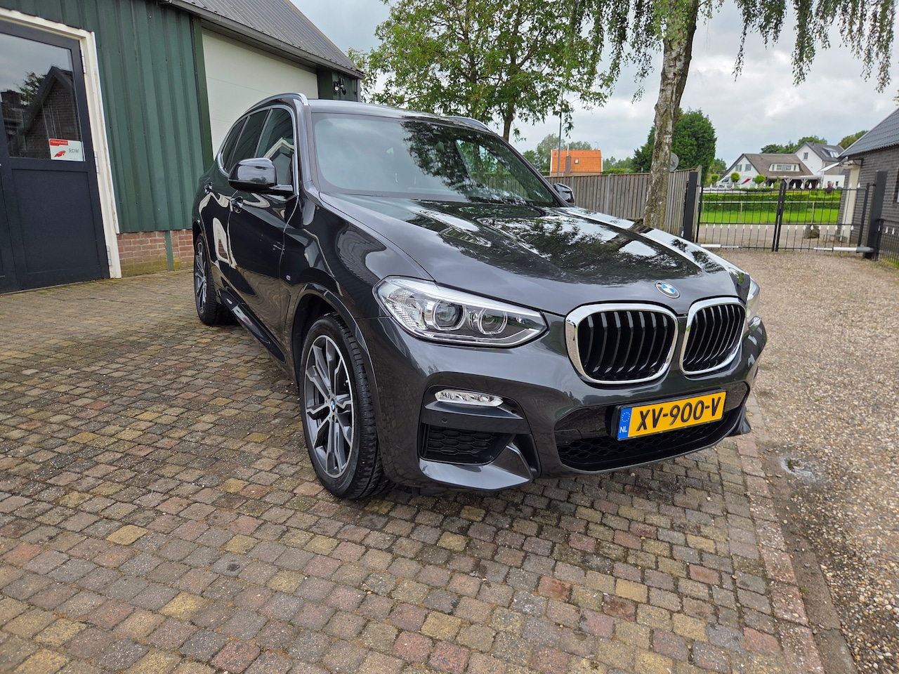 BMW X3 - 2.0i xDrive High Executive - AutoWereld.nl