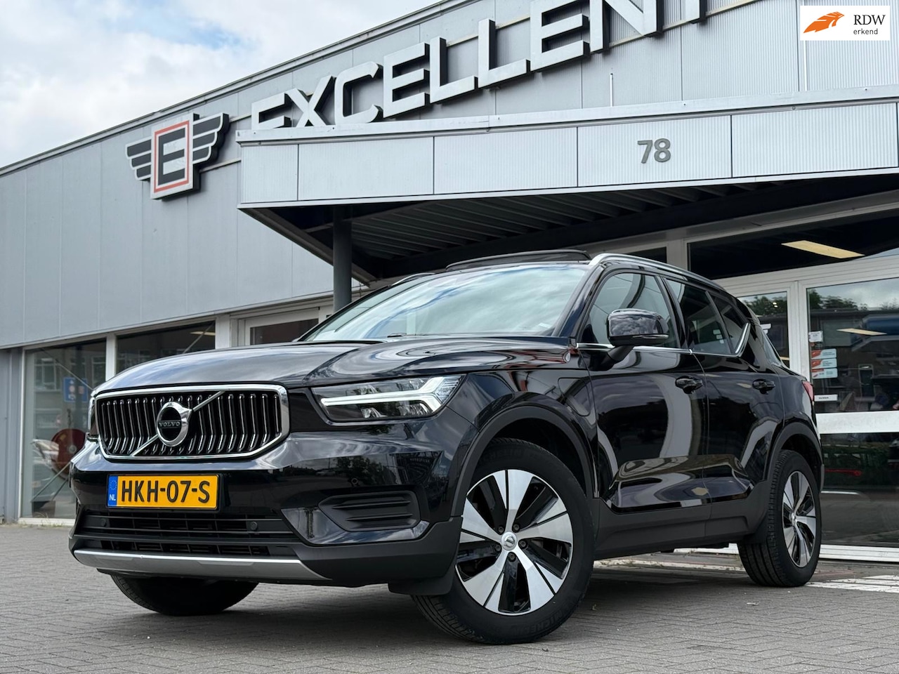 Volvo XC40 - 1.5 T5 Recharge Inscription | Panoramadak - AutoWereld.nl