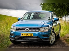 Volkswagen Tiguan - 2.0 TDI Connected Series |Nap |Trekhaak