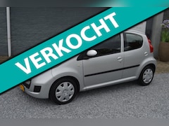 Peugeot 107 - 1.0-12V XR Airco 5Drs Stuurbekrachtiging Jaar Garantie