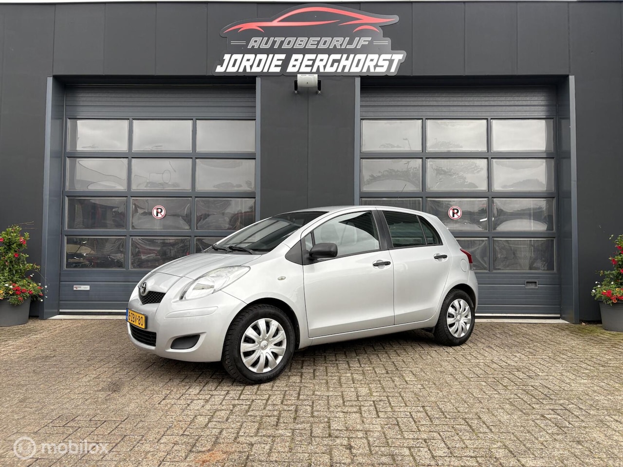 Toyota Yaris - 1.0 VVTi Cool 1.0 VVTi Cool - AutoWereld.nl