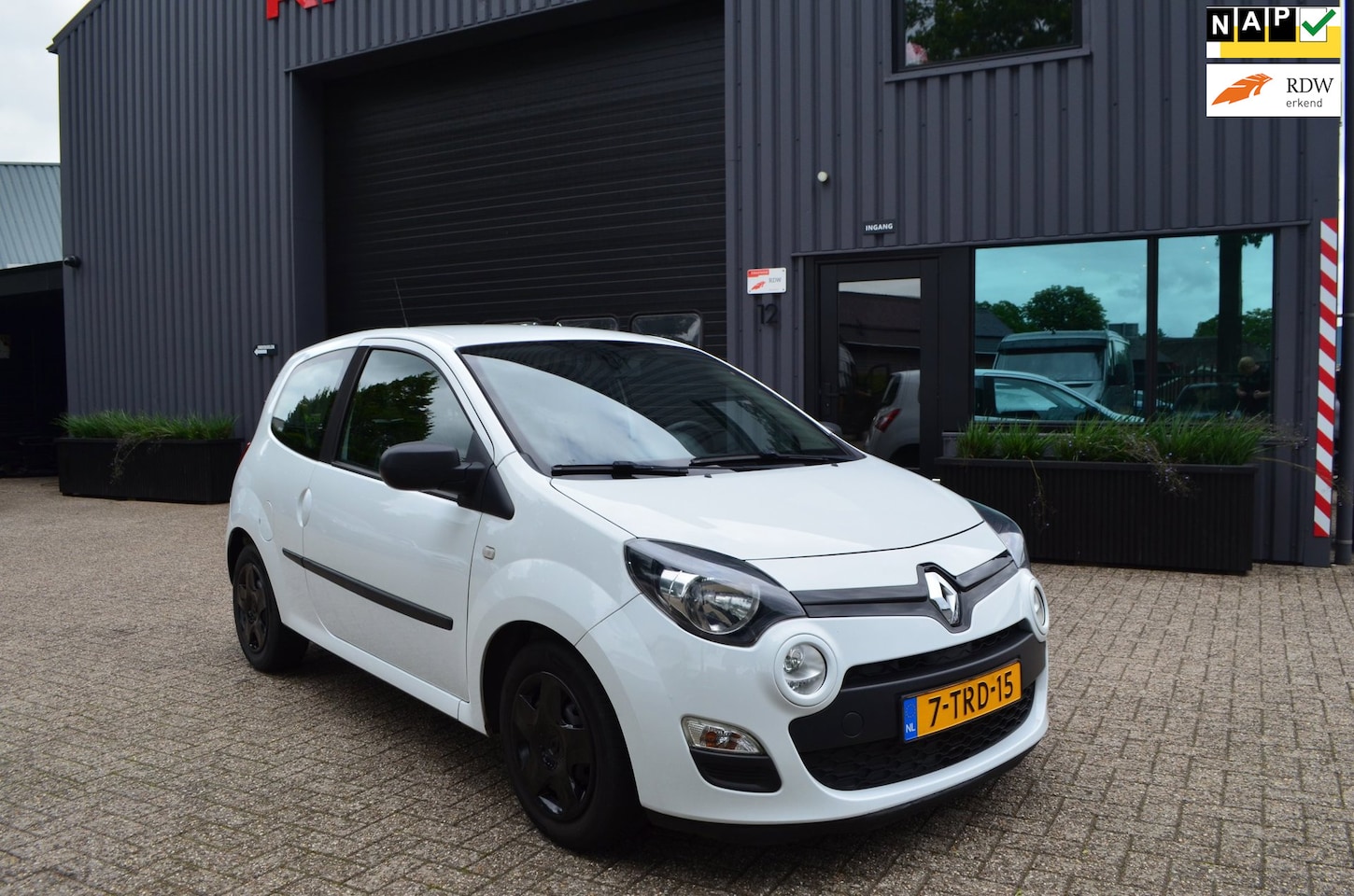Renault Twingo - 1.2 16V Parisienne | Airco | Bluetooth - AutoWereld.nl