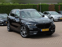BMW X5 - xDrive45e High Executive / Trekhaak / 360Camera / Head-up / Leder / Luchtvering / 21'' / C
