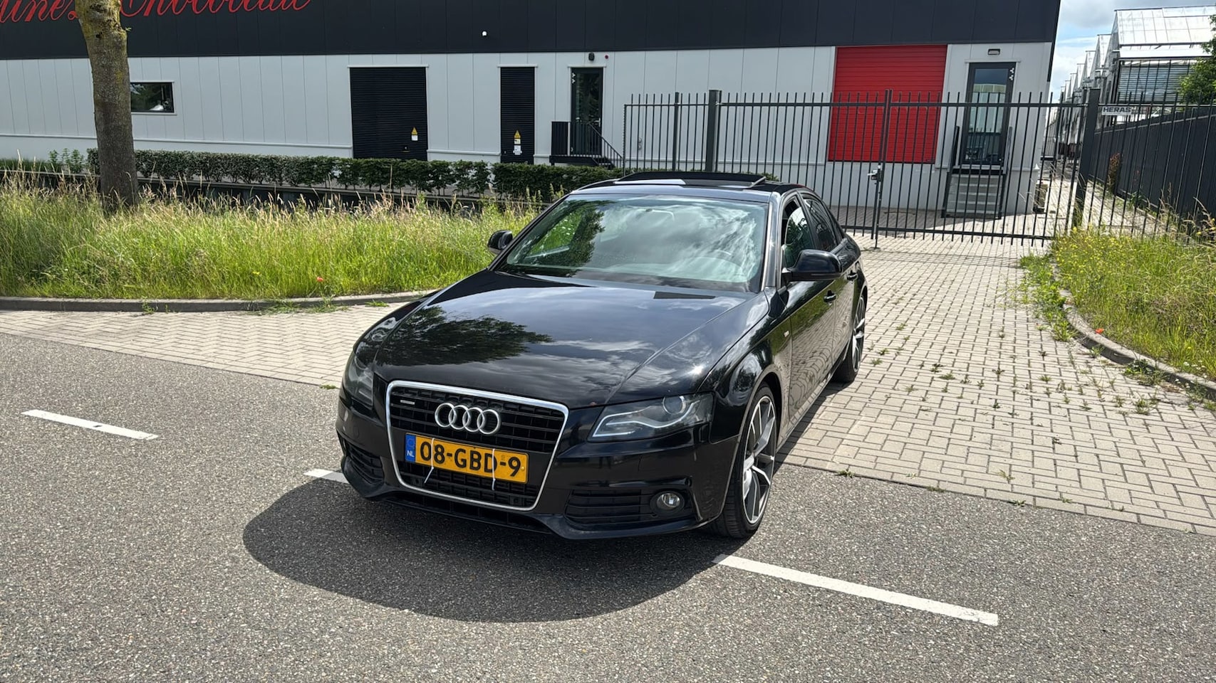 Audi A4 Limousine - 2.7 TDI Pro Line Business AUTOMAAT CLIMA XENON ZWART 2008 - AutoWereld.nl