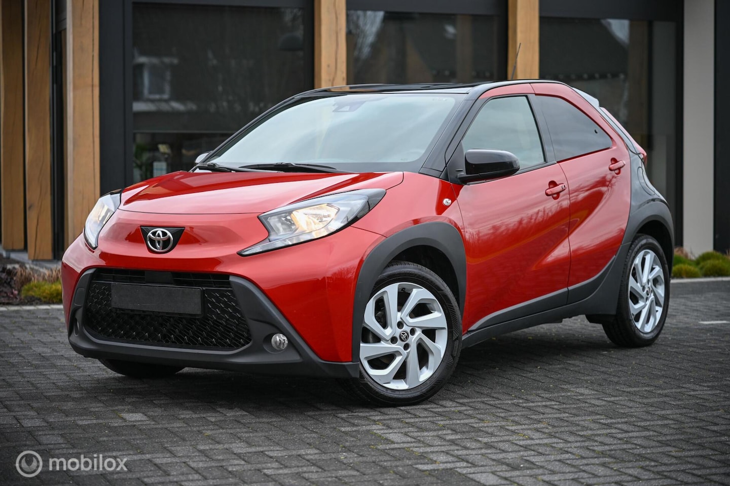 Toyota Aygo X - Pulse 2022 | Keyless | Stoelverwarming - AutoWereld.nl