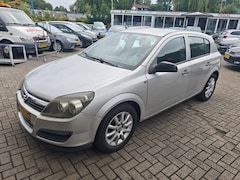 Opel Astra - 1.6 Essentia | Airco | Cruise | NAP |