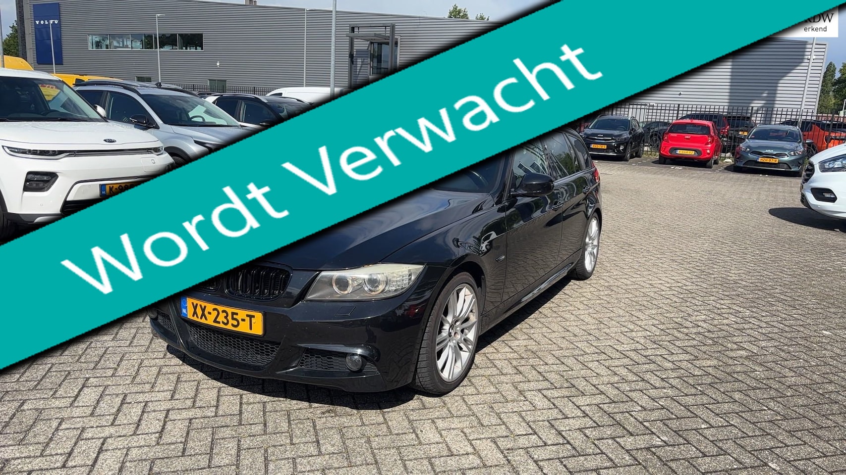 BMW 3-serie Touring - 320i Luxury 170pk Clima Trekhaak 1400kg. Xenon - AutoWereld.nl