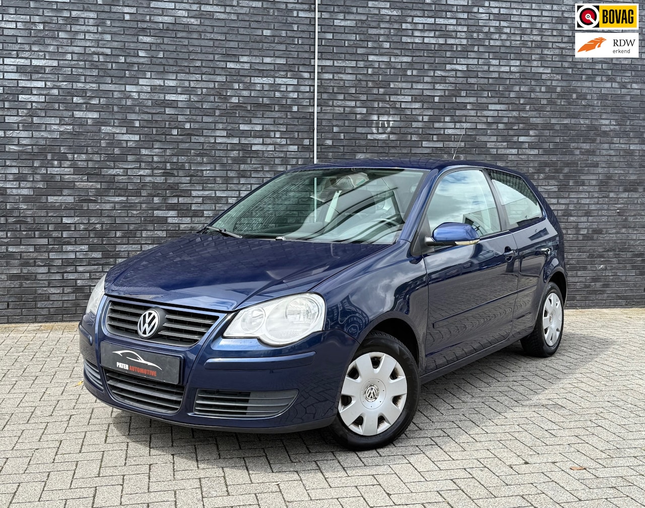 Volkswagen Polo - 1.2 Easyline Airco|Elekt ramen|Nette auto|Leder stuurwiel - AutoWereld.nl