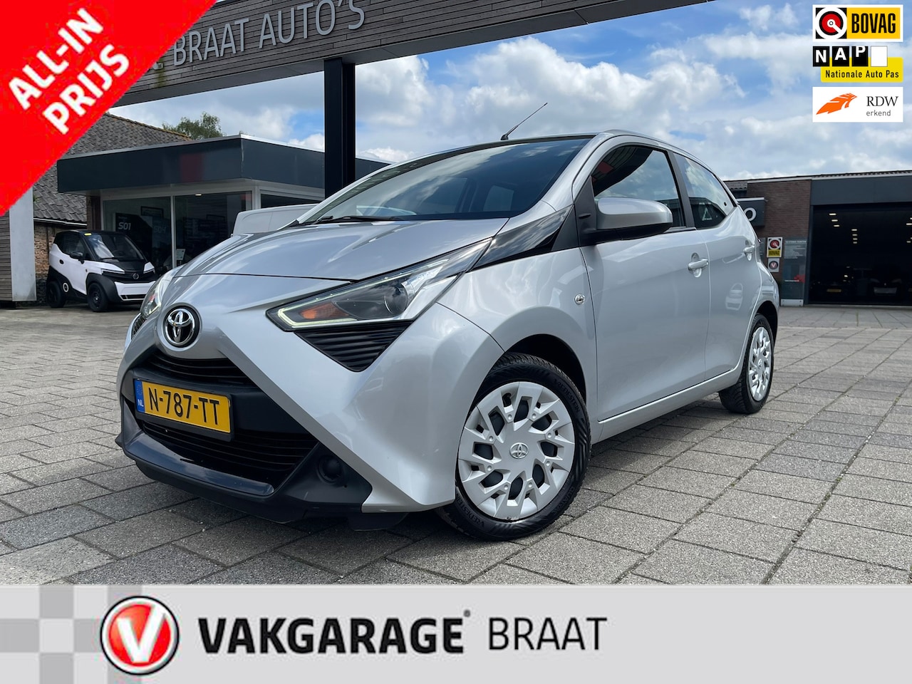 Toyota Aygo - 1.0 l BTW l CARPLAY l CAMERA l CRUISE l ALL-IN PRIJS! - AutoWereld.nl