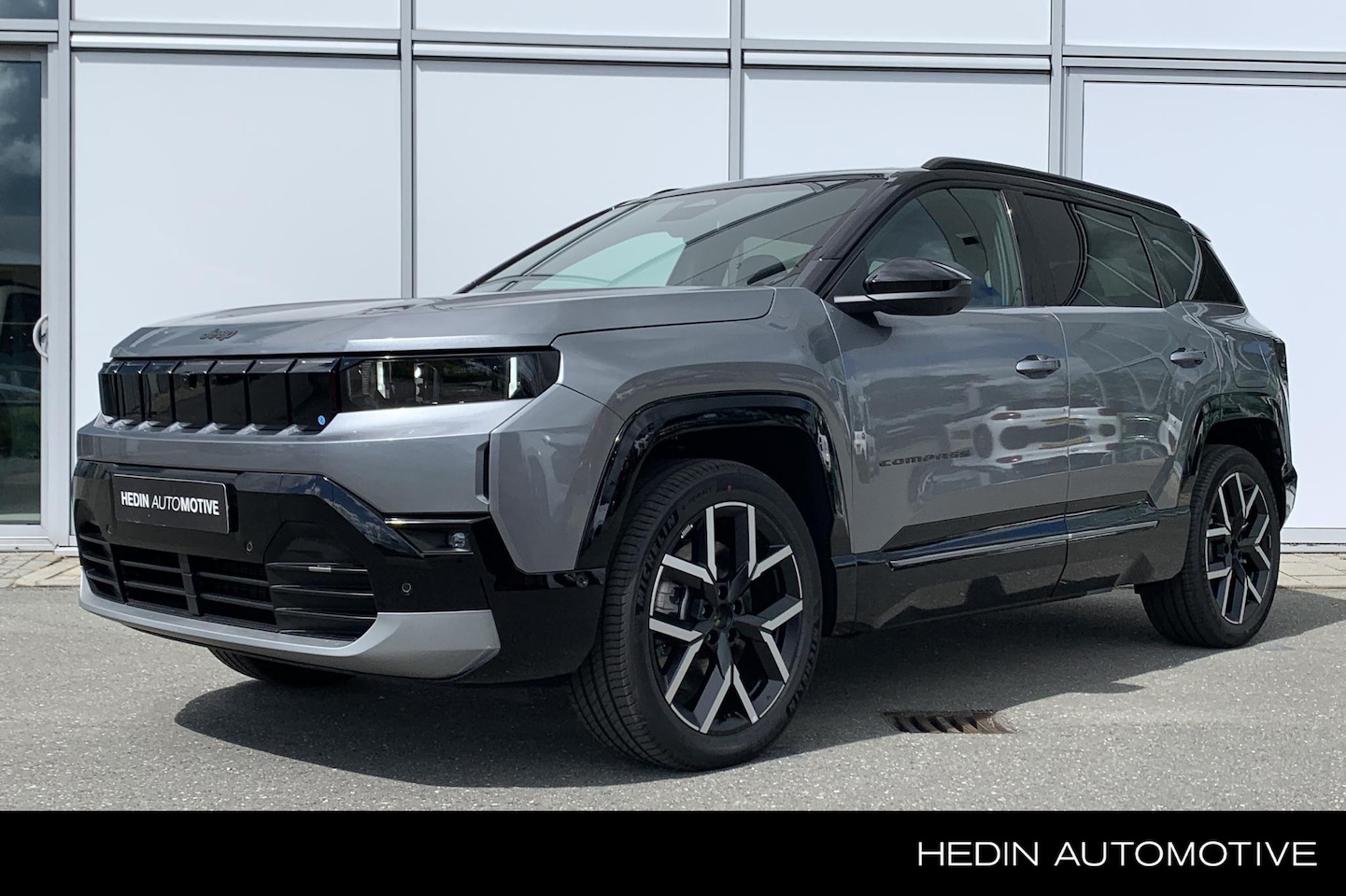 Jeep Compass - First Edition 74 kWh | Warmtepomp | Panoramadak | Focal installatie | Lederen bekleding | - AutoWereld.nl