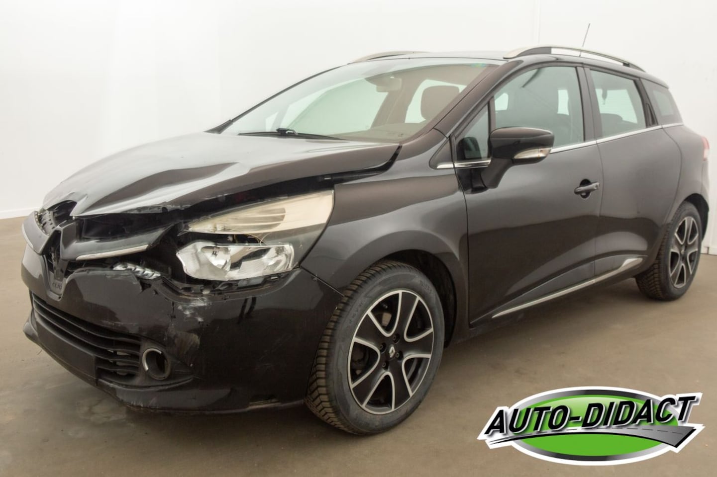 Renault Clio - 0.9 66kW Navi Clima Dynamique - AutoWereld.nl