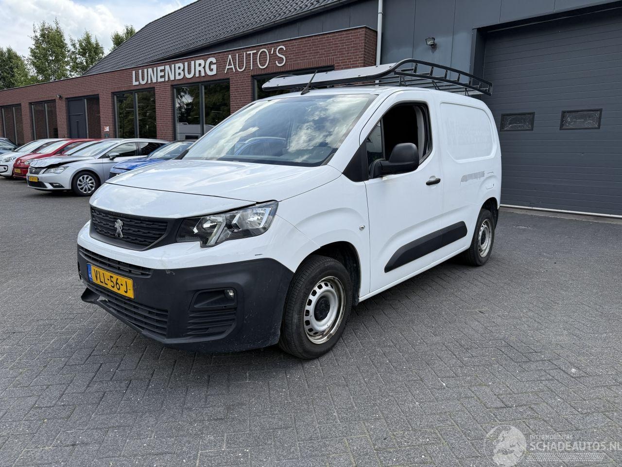 Peugeot Partner - 1.5 BlueHDI Premium 1.5 BlueHDI Premium - AutoWereld.nl