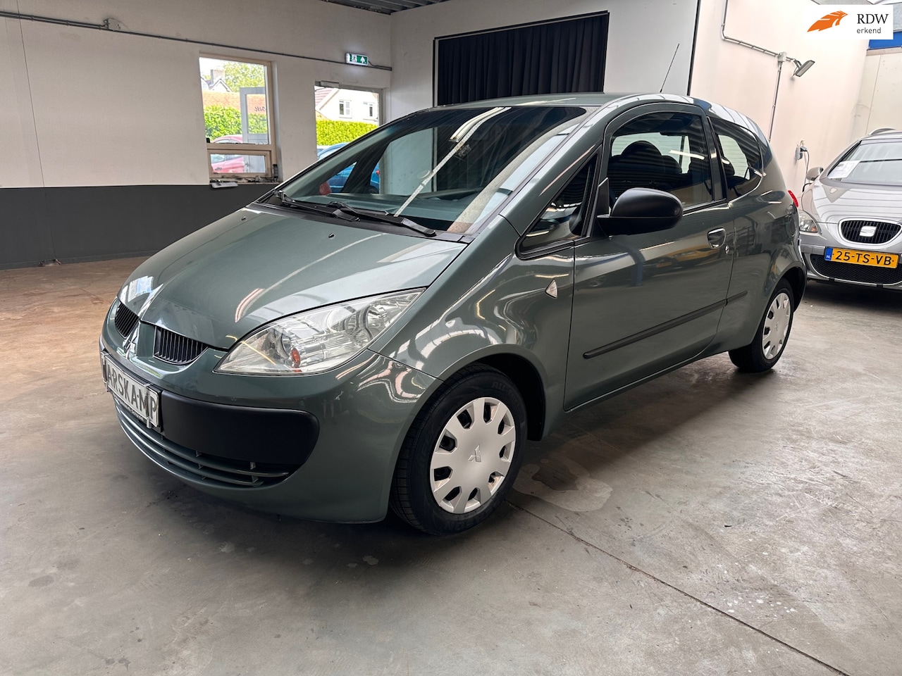 Mitsubishi Colt - 1.1 CZ3|Airco - AutoWereld.nl