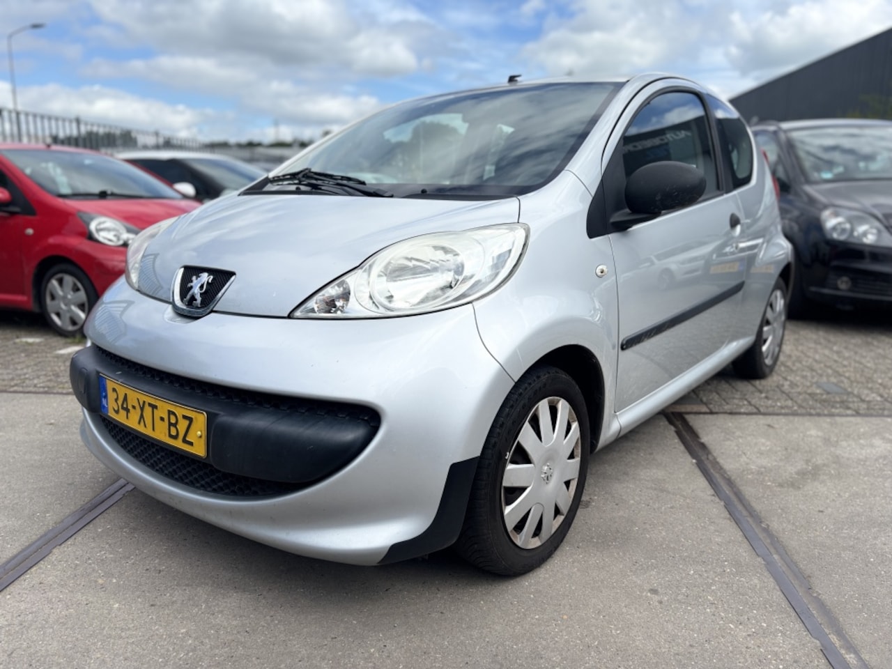 Peugeot 107 - 1.0-12V XR INRUILKOOPJE! - AutoWereld.nl