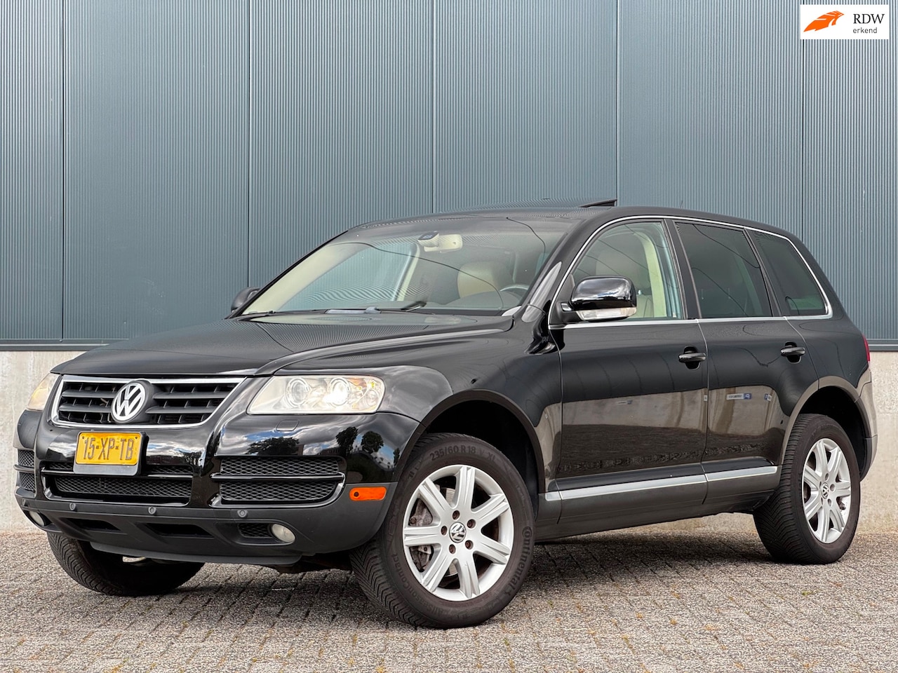 Volkswagen Touareg - 3.2 V6|XENON|LEDER|SCHUIFDAK|STOELVERW|AUT - AutoWereld.nl