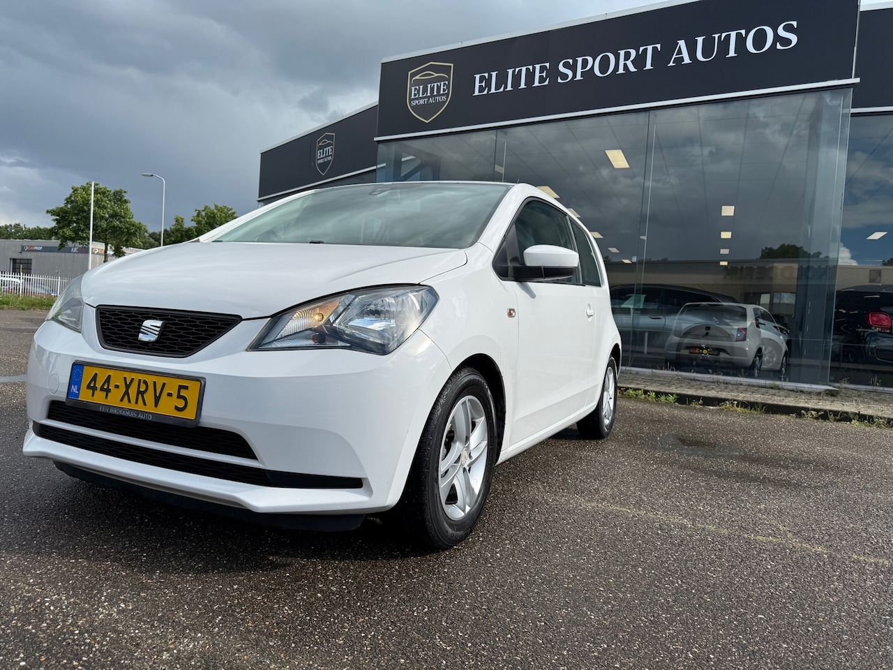 SEAT Mii - 1.0 Style Chic I Airco I Navigatie I Cruise control I Zuinig - AutoWereld.nl