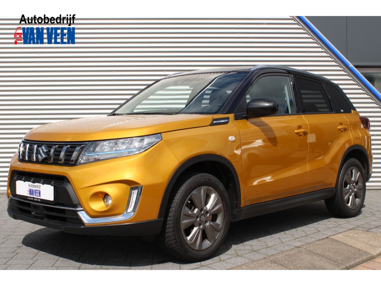 Suzuki Vitara - 1.5 Hybrid Select Automaat | Navigatie | Parkeercamera | LED - AutoWereld.nl