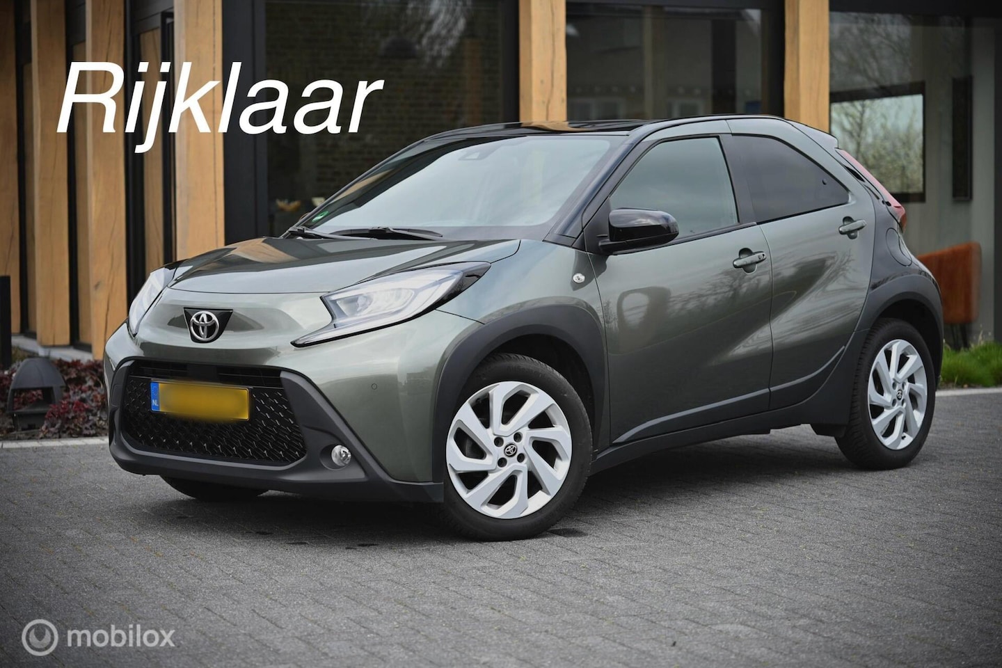 Toyota Aygo X - Pulse | Automaat | Stoelverwarming | Led - AutoWereld.nl