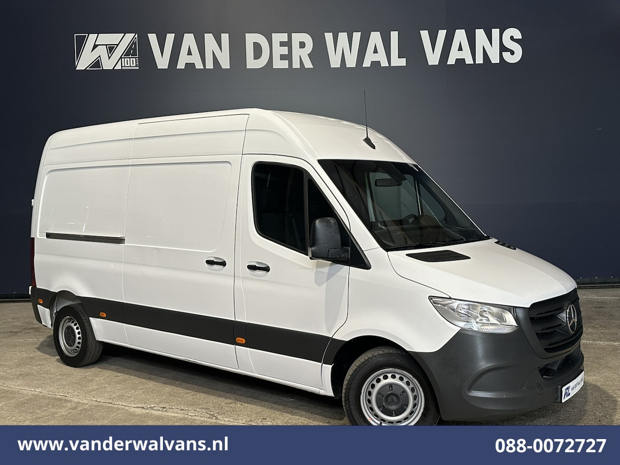 Mercedes-Benz Sprinter - 211 CDI L2H2 Euro6 Airco | Camera | Trekhaak Bijrijdersbank - AutoWereld.nl
