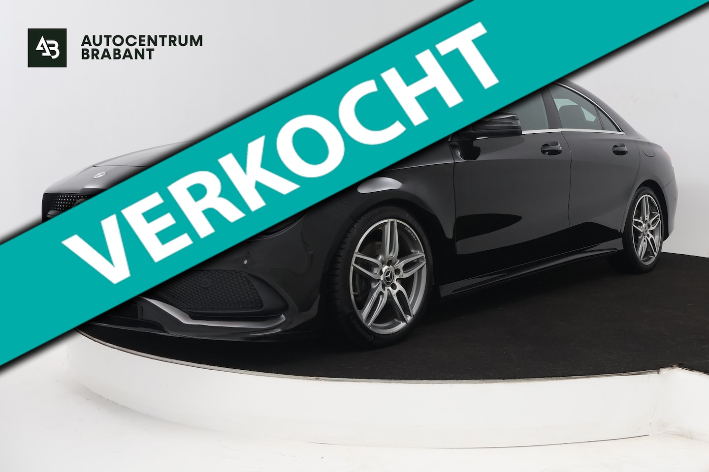 Mercedes-Benz CLA-Klasse - 180 Business Solution (STOELVERWARMING, ACHTERUITRIJCAMERA, NAVIGATIE, CRUISE CONTROL, PAR - AutoWereld.nl