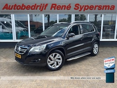 Volkswagen Tiguan - 2.0 TSI Sport&Style 4Motion | Trekhaak | Pano | 4 Motion | Automaat | Stoelverwarming | Le
