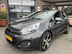 Kia Rio - 1.2 I 5 drs