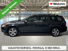 Volvo V70 - 2.5T Momentum Dealer onderhouden, Leder interieur, High performance sound, Garantie