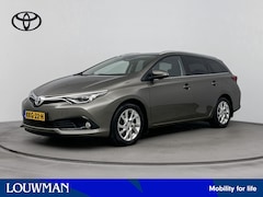 Toyota Auris Touring Sports - 1.8 Hybrid Dynamic | Stoelverwarming | Navigatie |