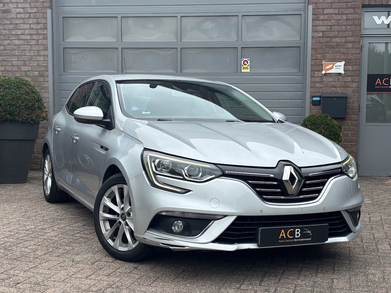 Renault Mégane - 1.2 TCe GT-Line trekhaak - AutoWereld.nl