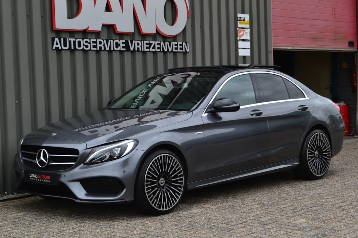 Mercedes-Benz C-klasse - 180 AMG Edition Leer/Pano/Camera/20'' - AutoWereld.nl