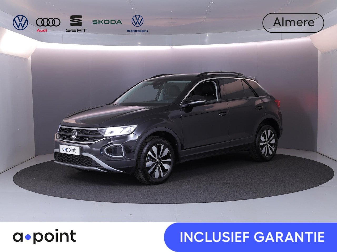 Volkswagen T-Roc - 1.0 TSI Life Edition GOAL 116 pk | Navigatie | Parkeersensoren (Park assist) | Autom. airc - AutoWereld.nl