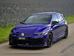 Volkswagen Golf - 8.5R| Akrapovic - Pano - H/K - HUD - Bodykit