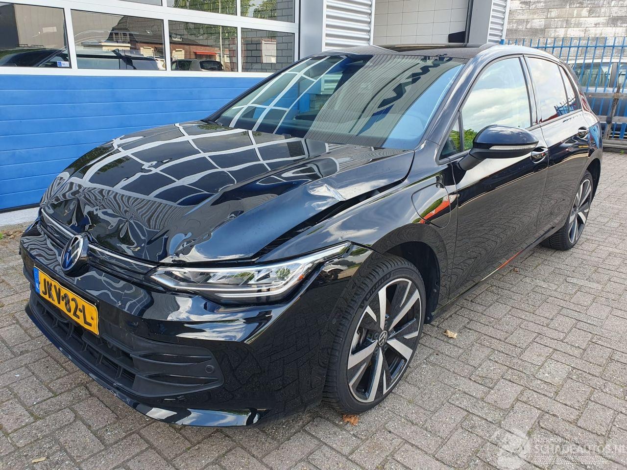 Volkswagen Golf - 1.5 eHybrid Life Edition 1.5 eHybrid Life Edition - AutoWereld.nl