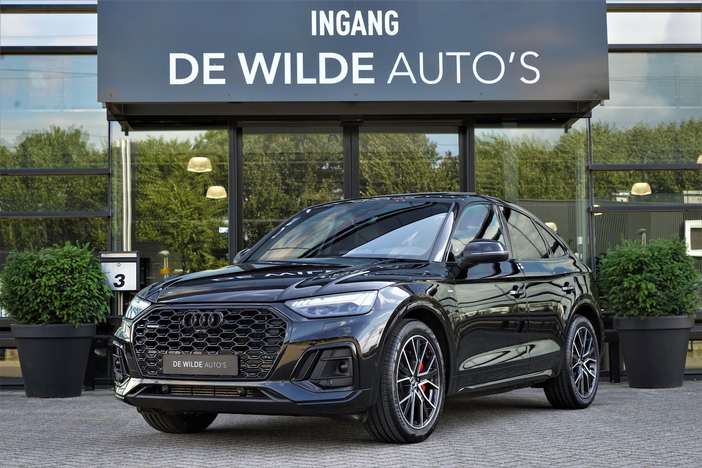 Audi Q5 Sportback - 55 TFSI e S-line 367pk Pano Luchtvering Trekhaak Memory Keyless - AutoWereld.nl