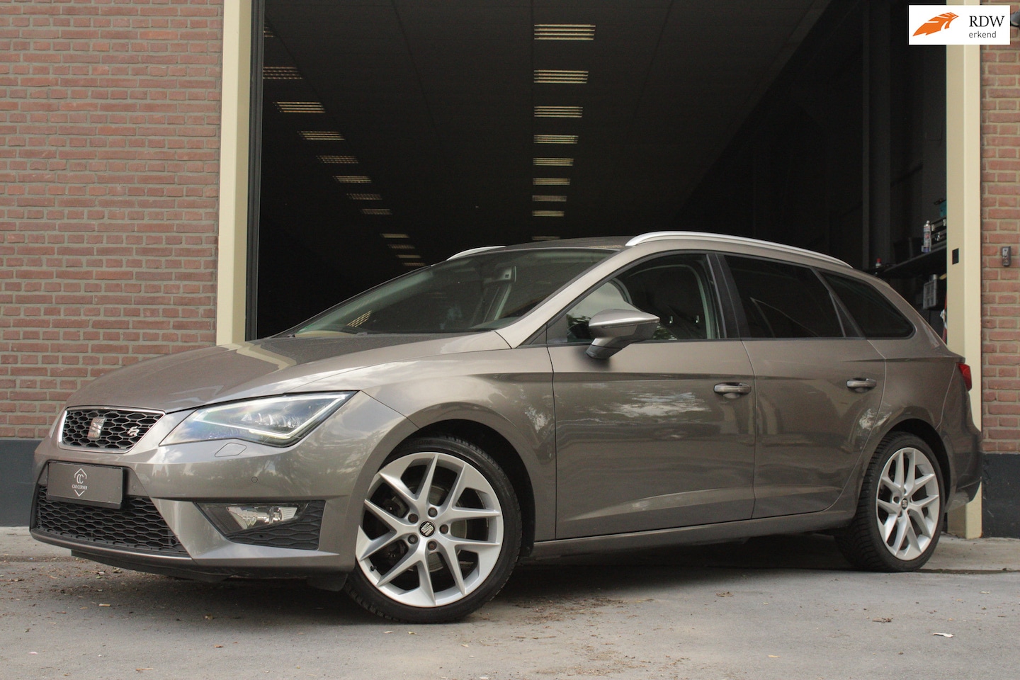 SEAT Leon ST - 1.4 TSI FR 140PK LED|Navi|Trekhaak|Vol!| - AutoWereld.nl