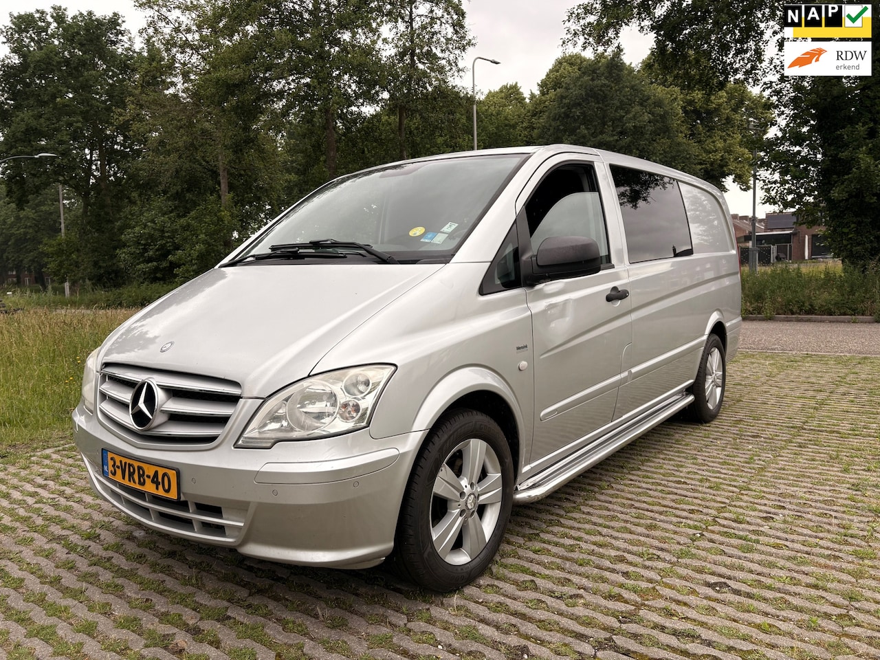 Mercedes-Benz Vito - 110 CDI 320 Functional Lang DC Luxe - rolstoelvervoer - elektrische lift - airco - AutoWereld.nl