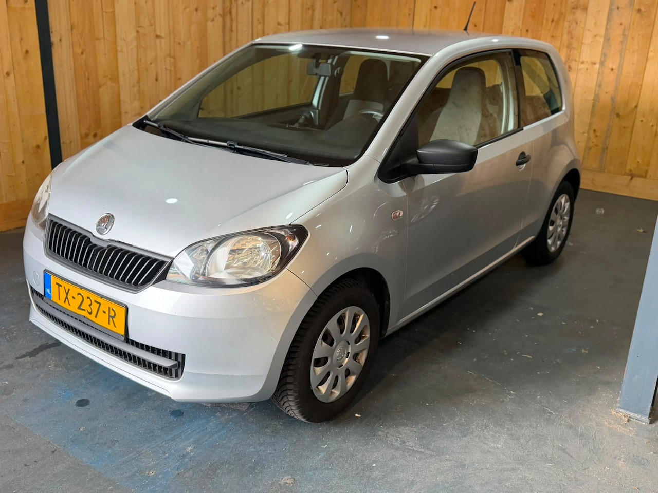 Skoda Citigo - 1.0 Greentech Ambition 2013 Airco Navi - AutoWereld.nl