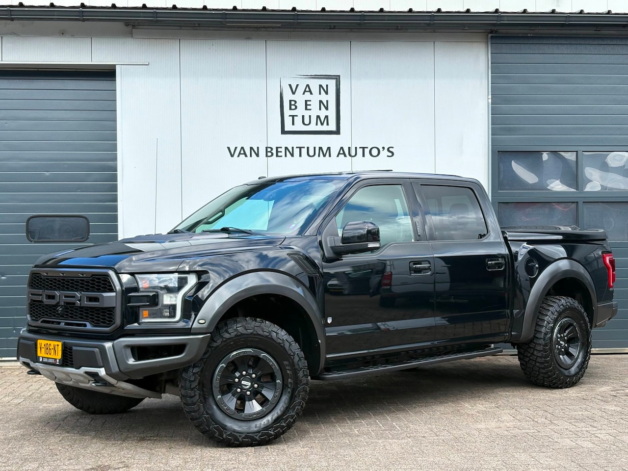 Ford F150 - USA Raptor 3.5 V6 457pk Autom. SuperCrew 4x4 Panoramadak - AutoWereld.nl