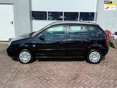 Volkswagen Polo - 1.4-16V Athene