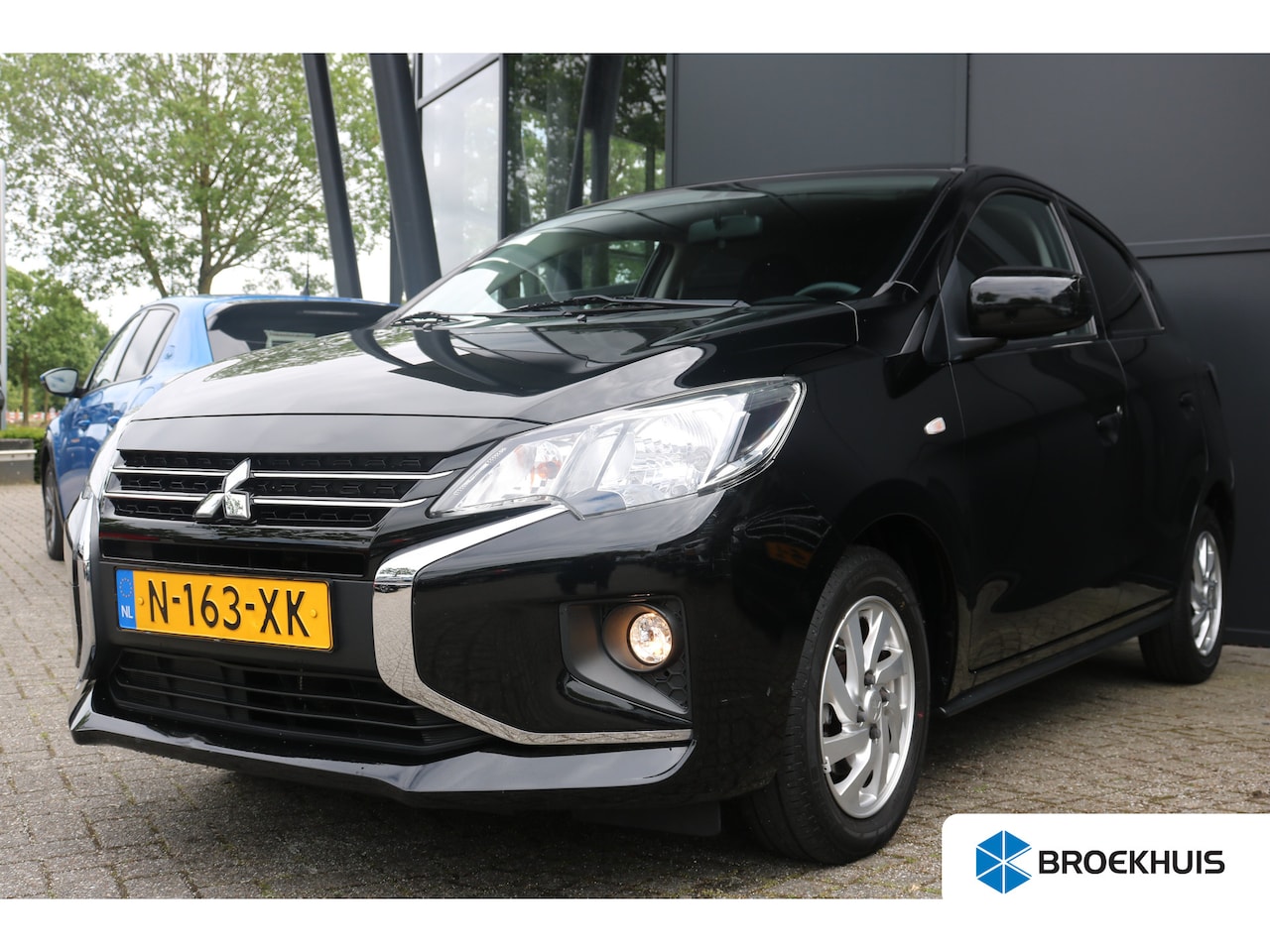 Mitsubishi Space Star - 1.2 Intense Camera | Airco | Verwarmbare voorstoelen | DAB | - AutoWereld.nl