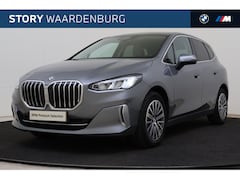 BMW 2-serie Active Tourer - 218i Luxury Line Automaat / Sportstoelen / Achteruitrijcamera / Harman-Kardon / Parking As