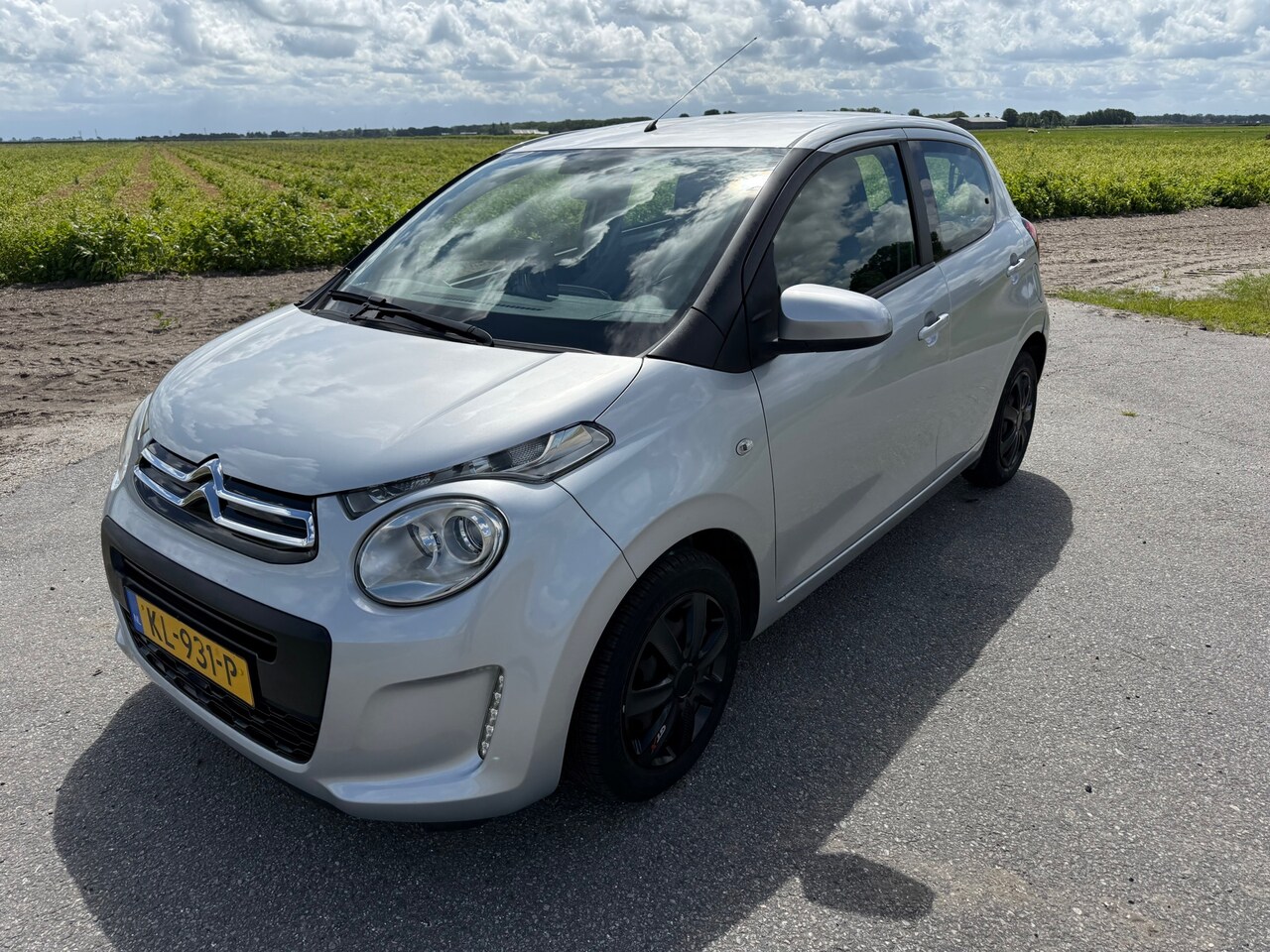 Citroën C1 - 1.0 e-VTi Feel RIJKLAAR! incl nap garantie airco beurtje ! gratis apple carplay! - AutoWereld.nl