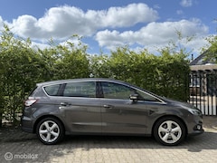 Ford S-Max - 1.5 Titanium Led / Panoramadak / Navigatie 2e eigenaar
