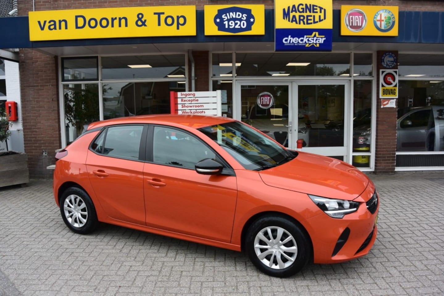 Opel Corsa - 1.2 EDITION / Airco / Camera / - AutoWereld.nl