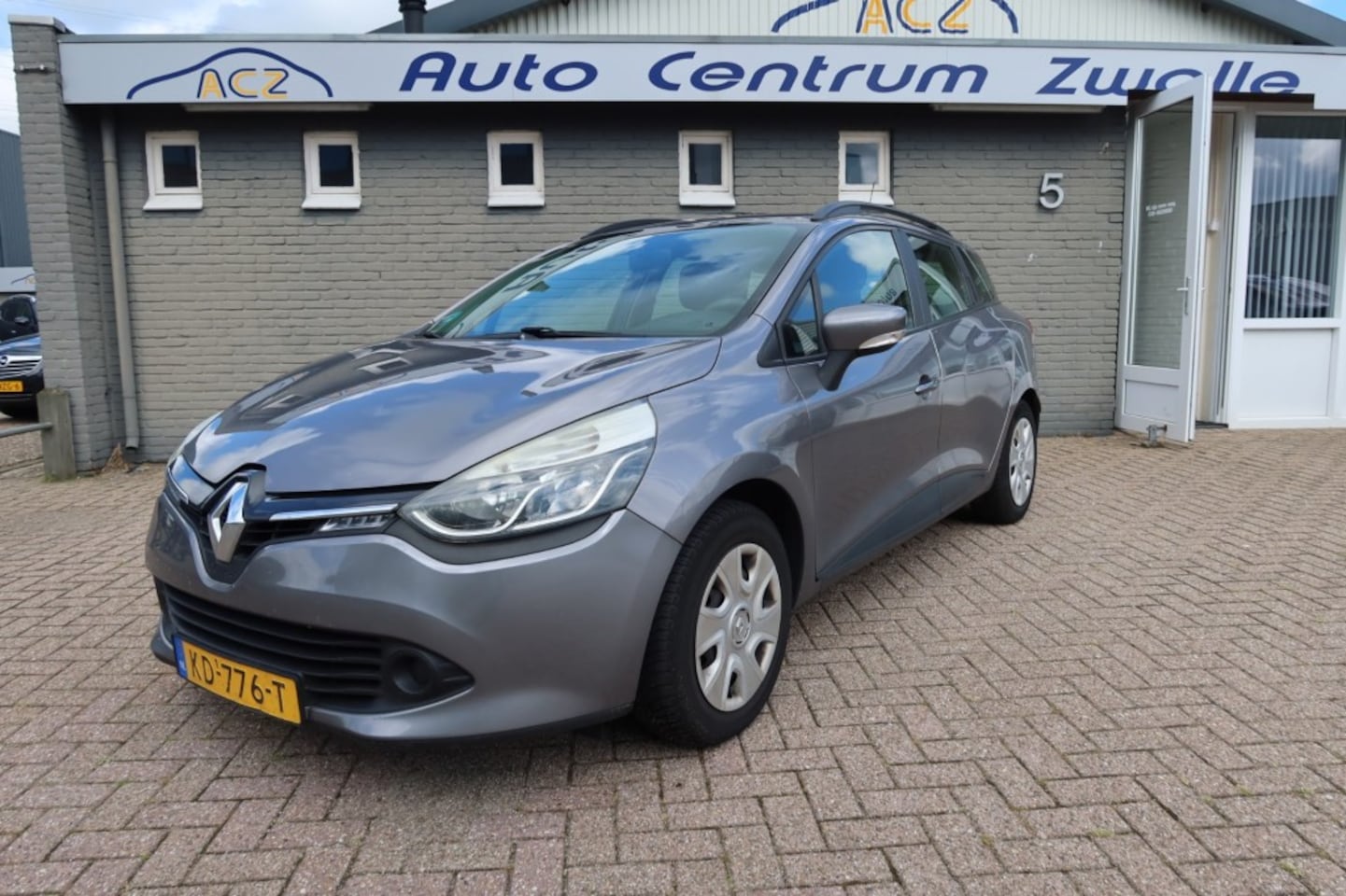 Renault Clio - 1.5 DCI ECO LINE LIFE, NAVI, AIRCO - AutoWereld.nl