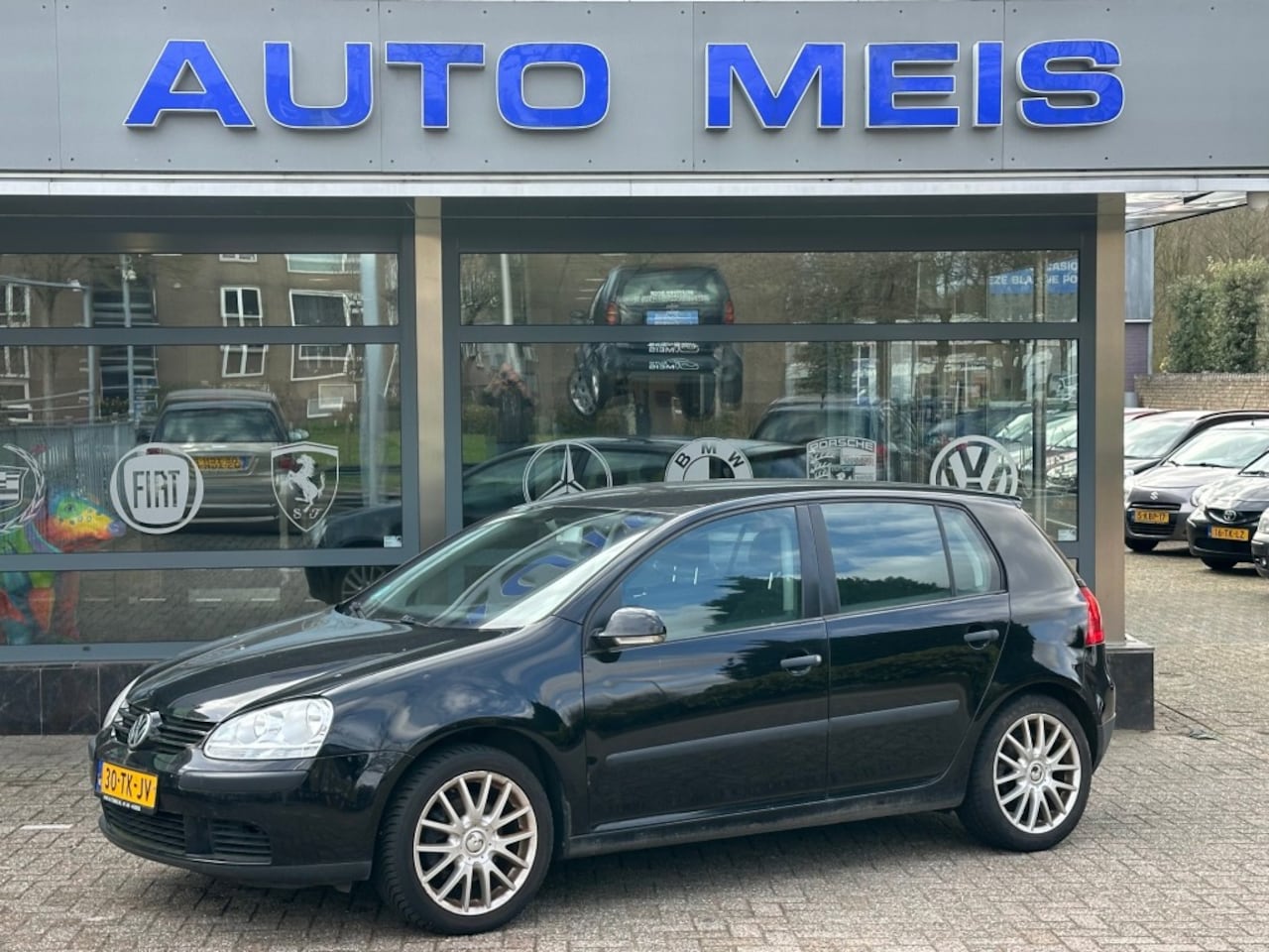 Volkswagen Golf - 1.6 FSI SPORTLINE Geen APK Auto Zo Meenemen !!!!! - AutoWereld.nl