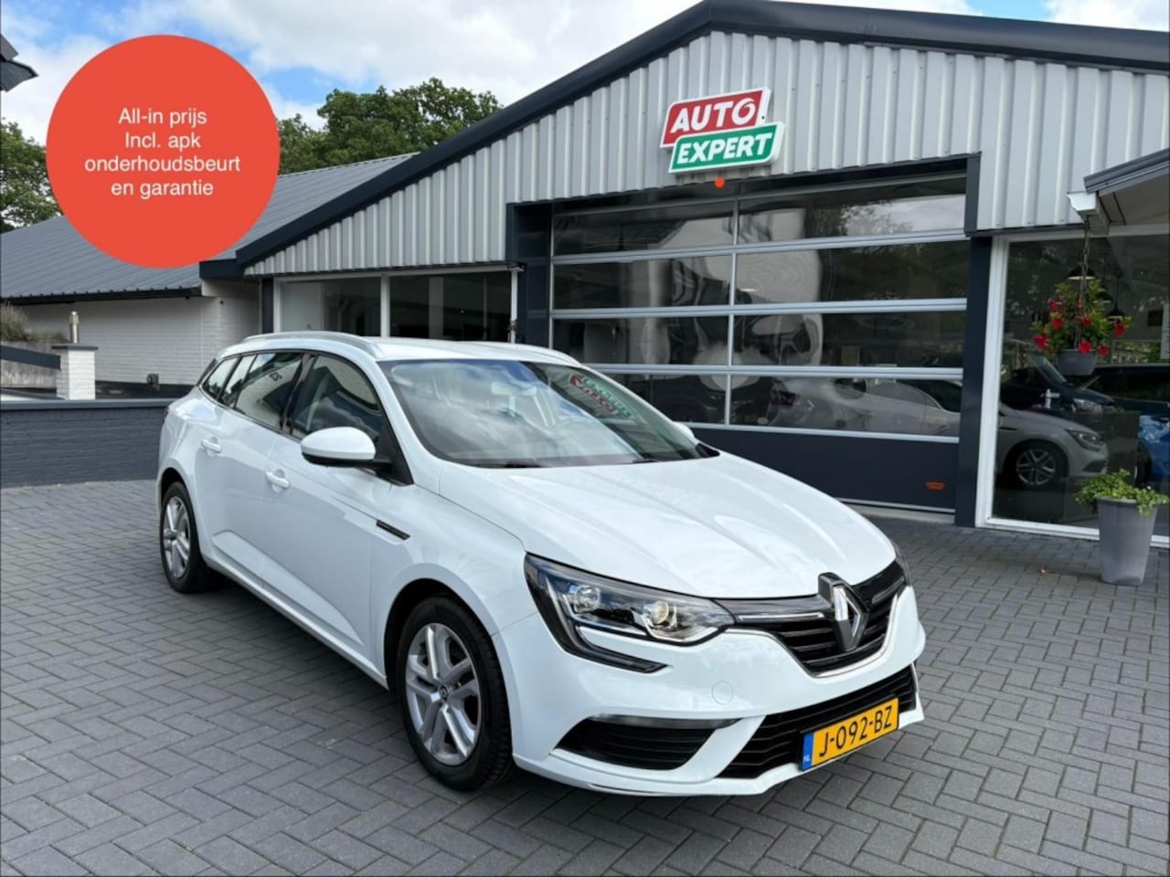 Renault Mégane - 1.3 TCE ZEN Cruise control, Navigatie, All-in prijs inclusief apk en afleverbeurt! - AutoWereld.nl