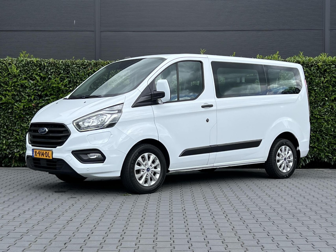 Ford Transit Custom - Combi 320 1.0 EcoBoost L1H1 PHEV Trend, 9-PERSOONS, AIRCO, STOELVERWARMING, DAB, LED, PARK - AutoWereld.nl