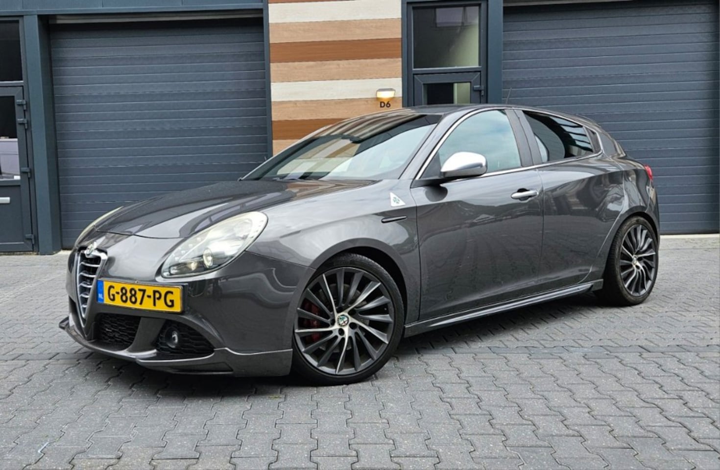 Alfa Romeo Giulietta - 1.7 TBi Quadrifoglio Verde Volledige historie - AutoWereld.nl